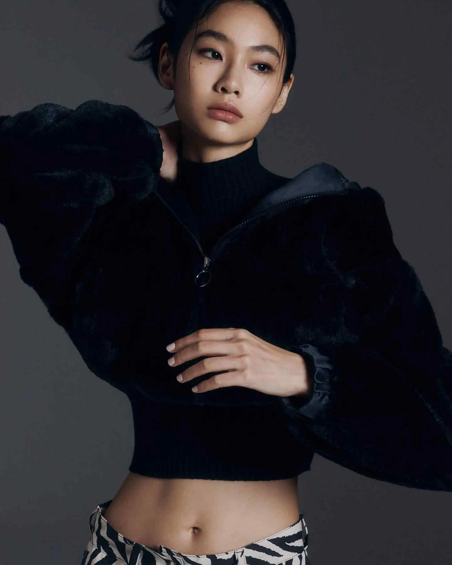 Jung Ho Yeon - jung-ho-yeon-sexy-24.webp